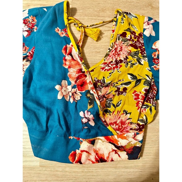 Band of Gypsies Turquoise Floral Crop top size XS - Picture 5 of 9